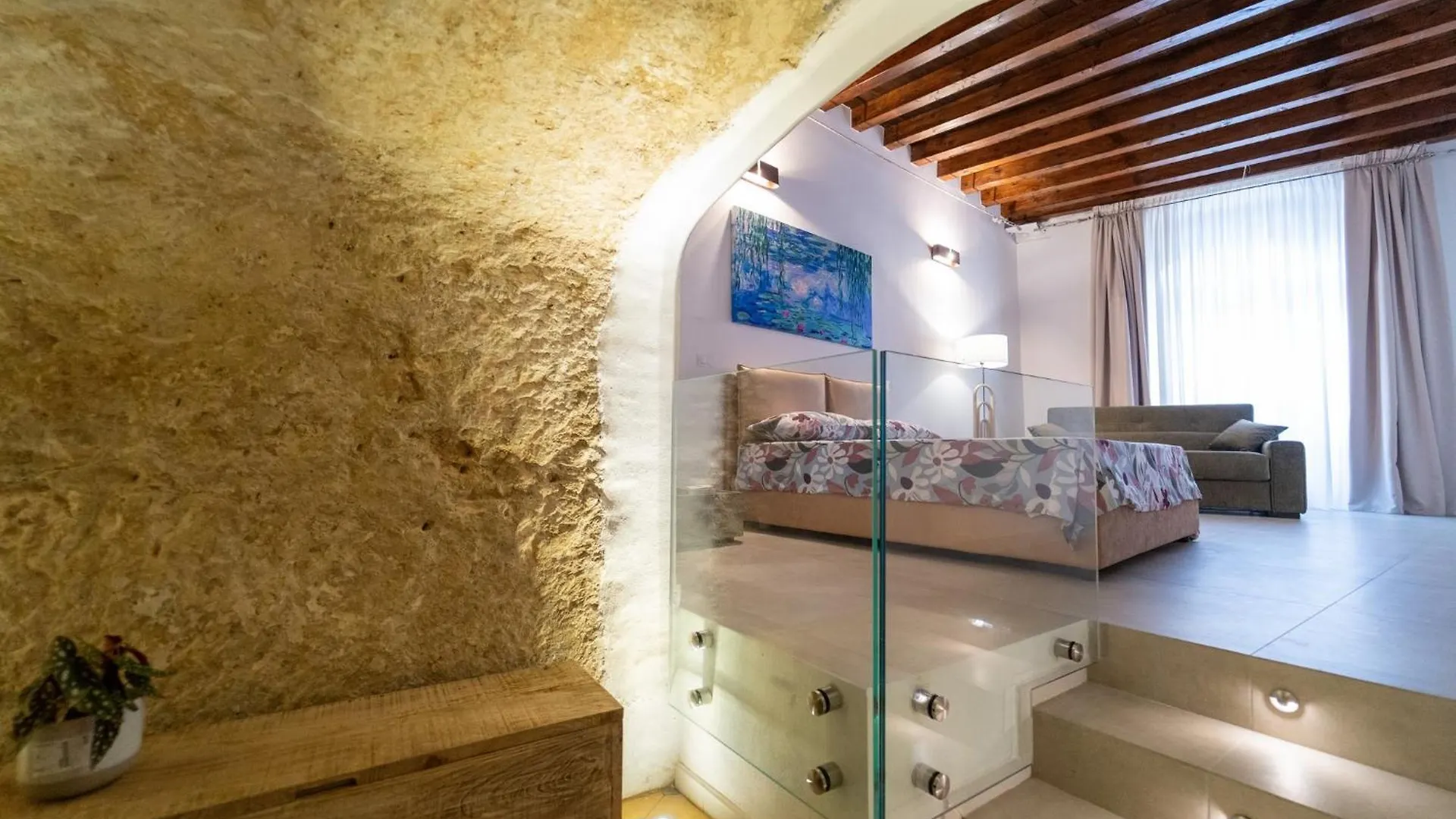 Petra Marina Apartment Syracuse