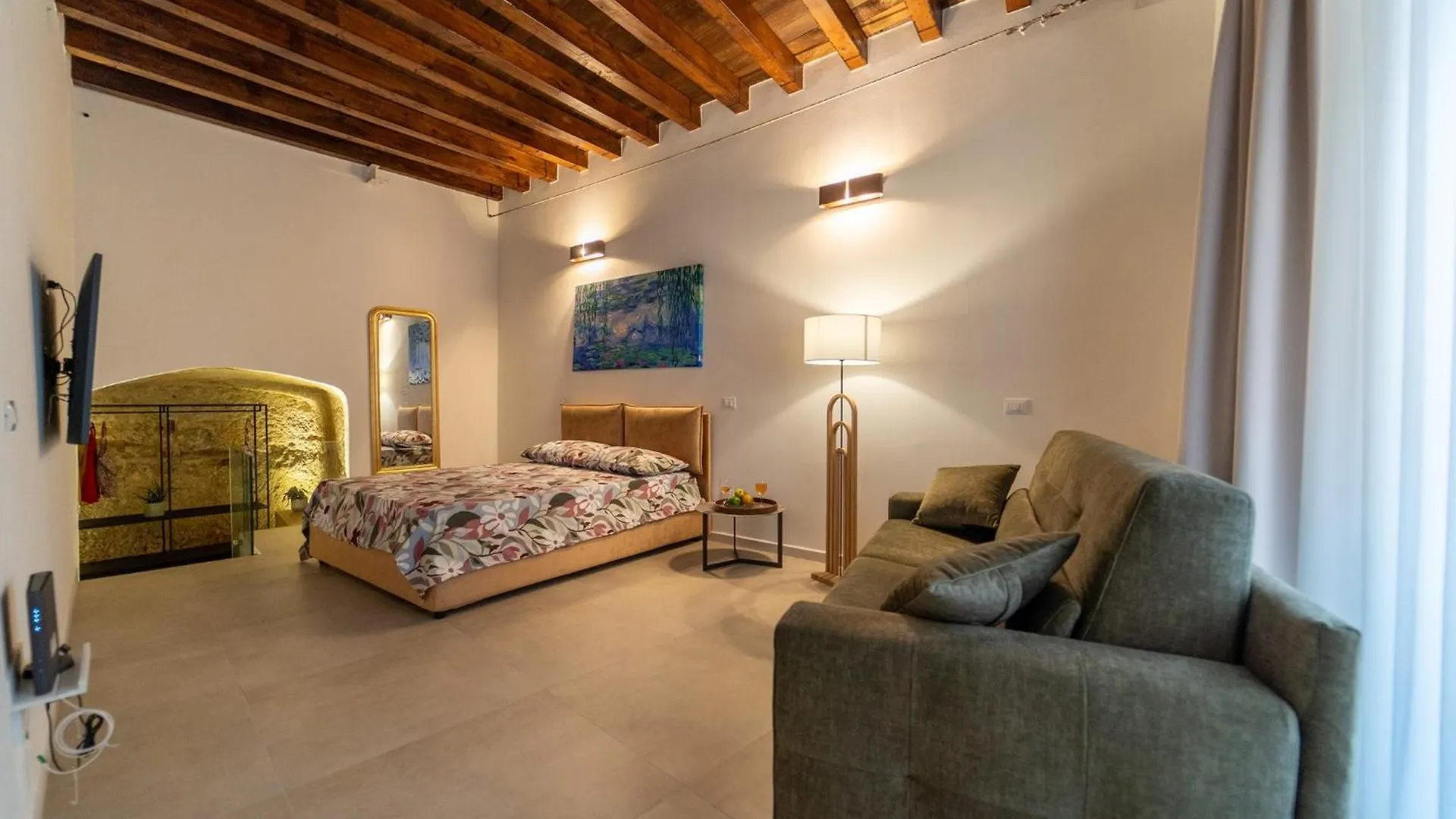 Petra Marina Apartment Syracuse